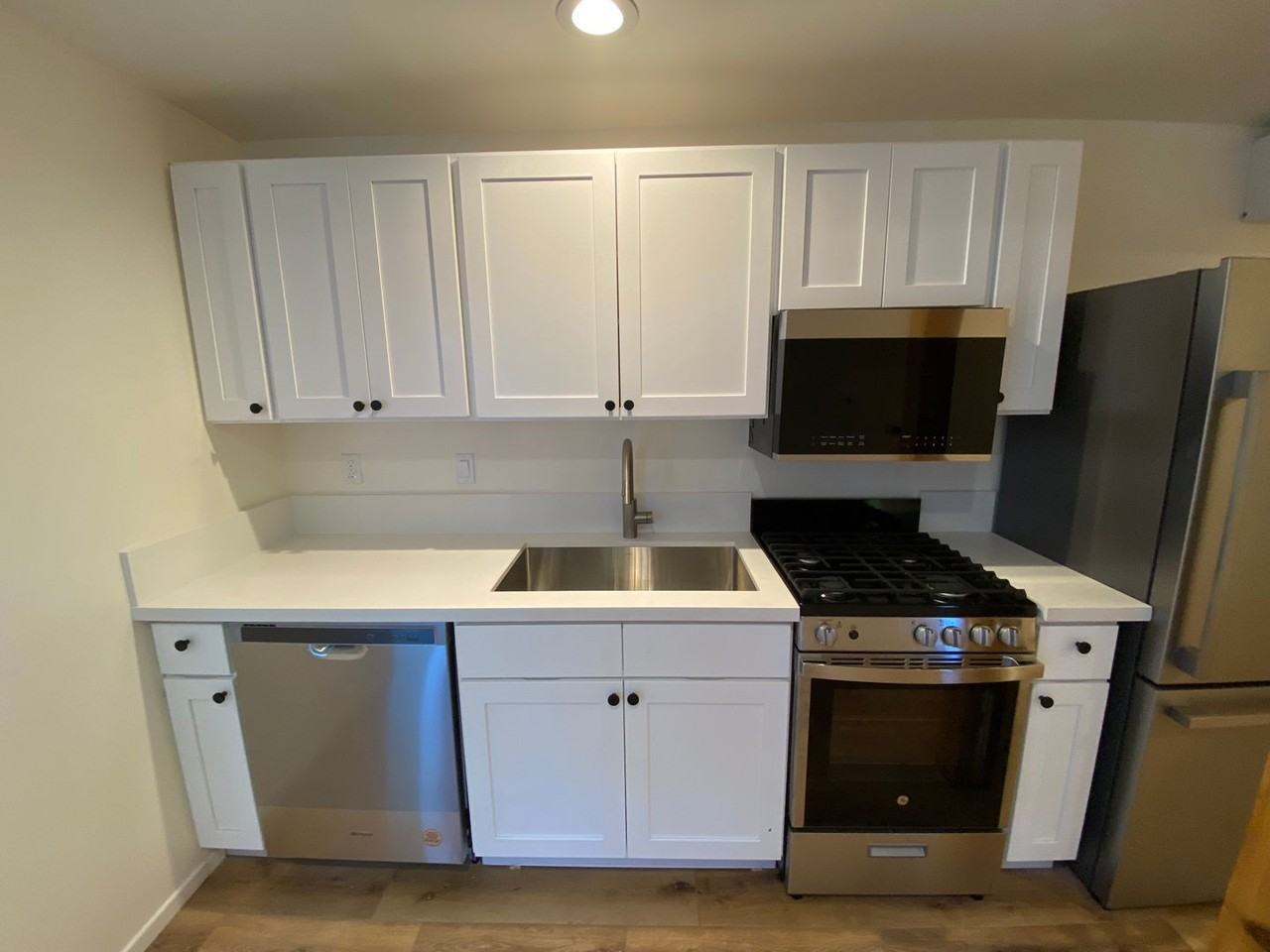 1416 Bath St #I - Photo 3 of 18