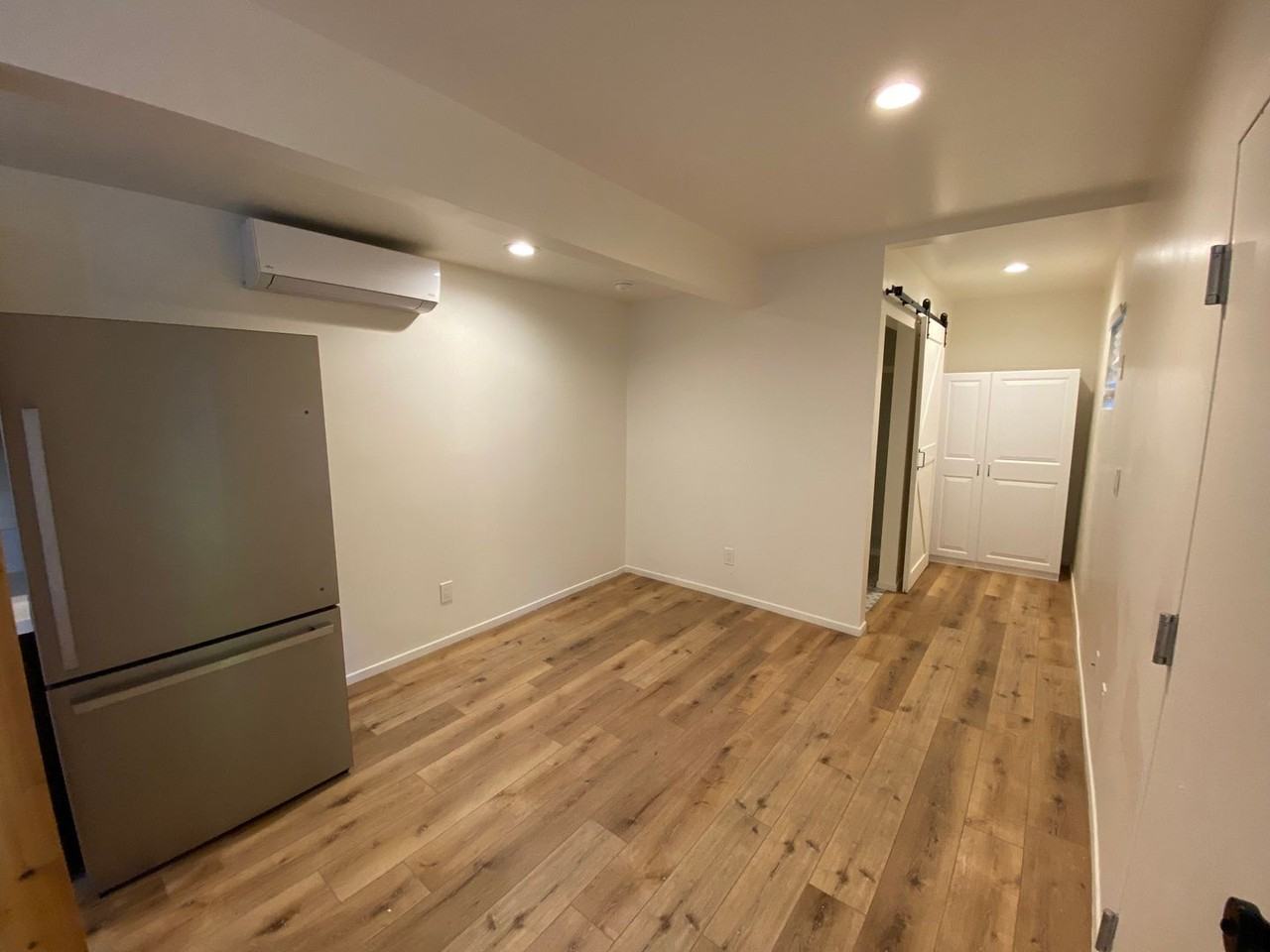 1416 Bath St #I - Photo 5 of 18