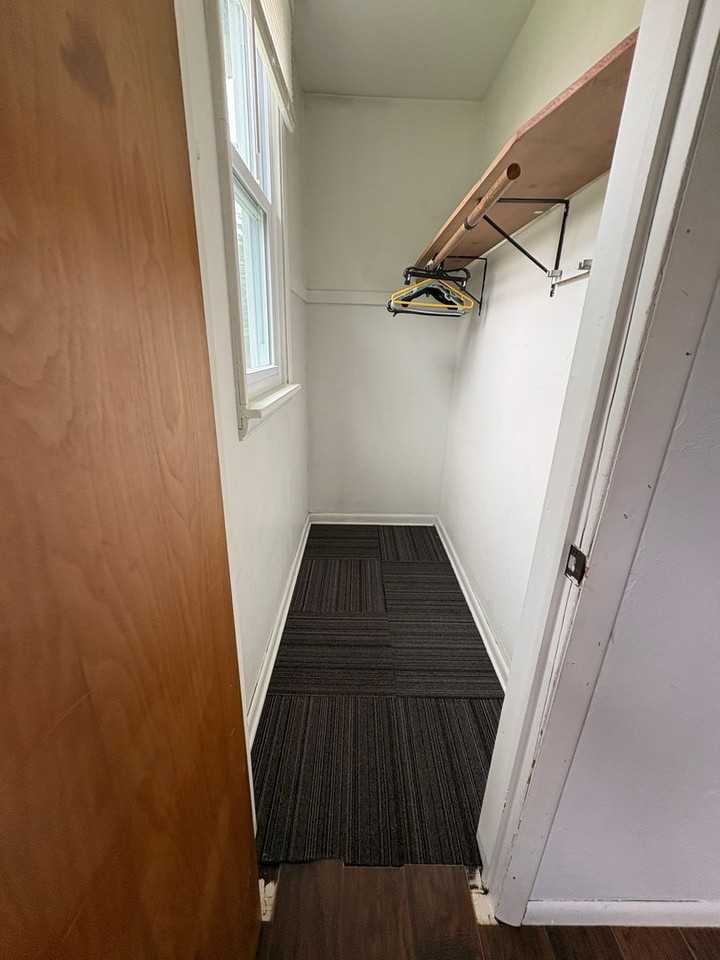 515 W Oak St #A - Photo 6 of 13
