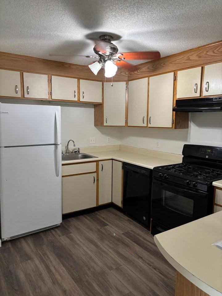 TF - Sequel Rental & Sales Office - Photo 4 of 18