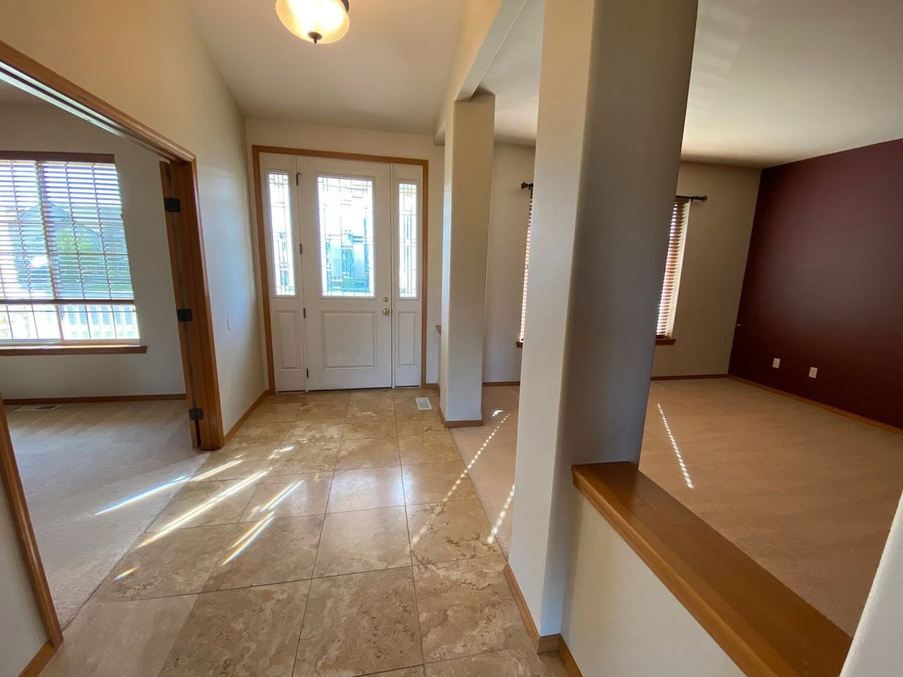 2405 N Lilac Way - Photo 5 of 36