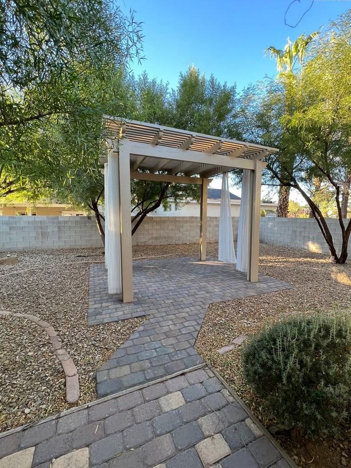 44 Tanglewood Dr - Photo 2 of 15
