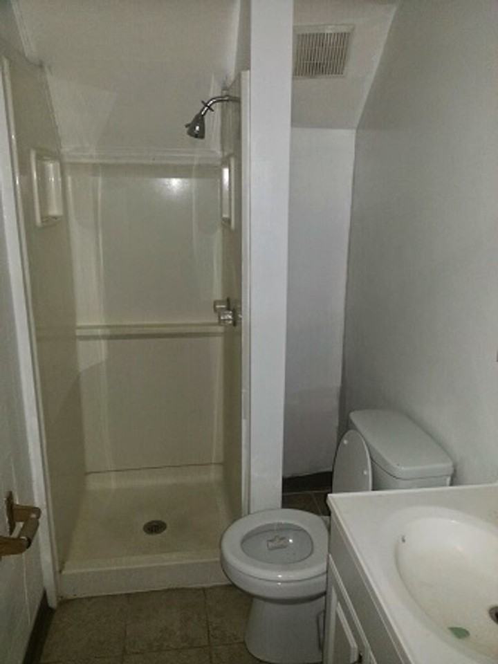 6207 Mayflower Ave - Photo 4 of 12