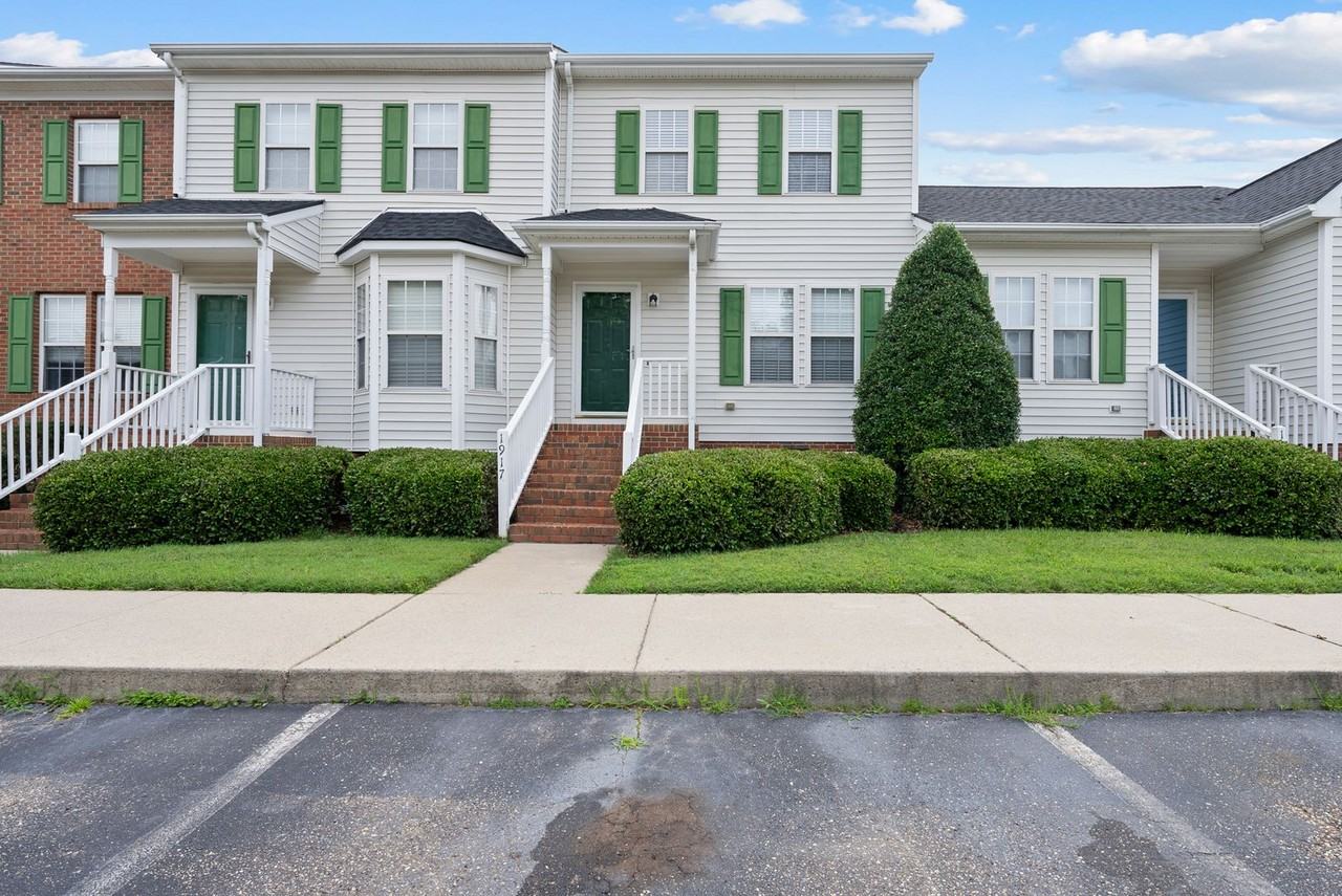 1917 Stroll Cir - Photo 2 of 25