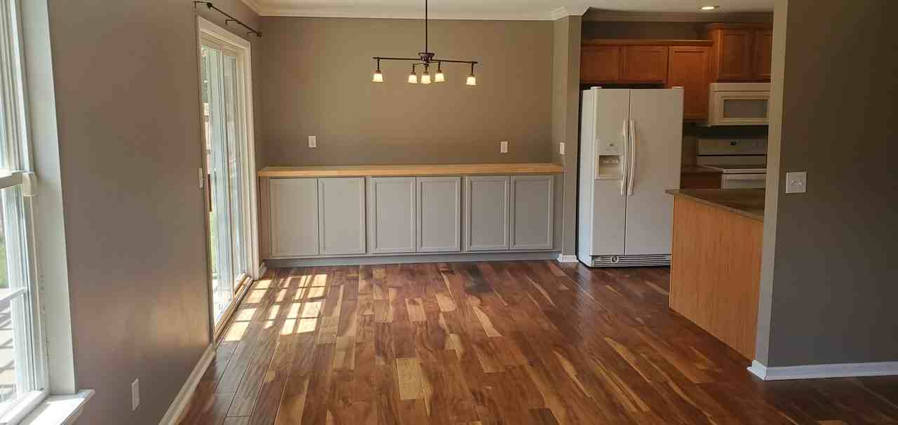 315 Bay Pointe Ln - Photo 4 of 16