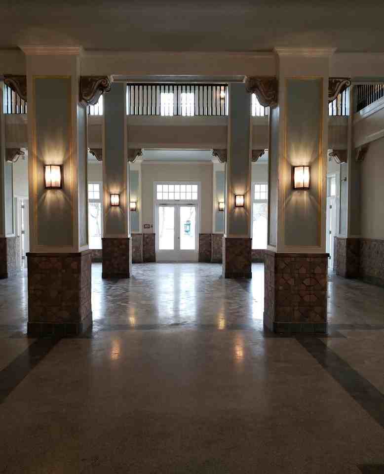 116 W. 6th St - Photo 5 of 6