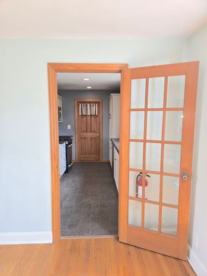 15 Carpender Rd - Photo 5 of 38