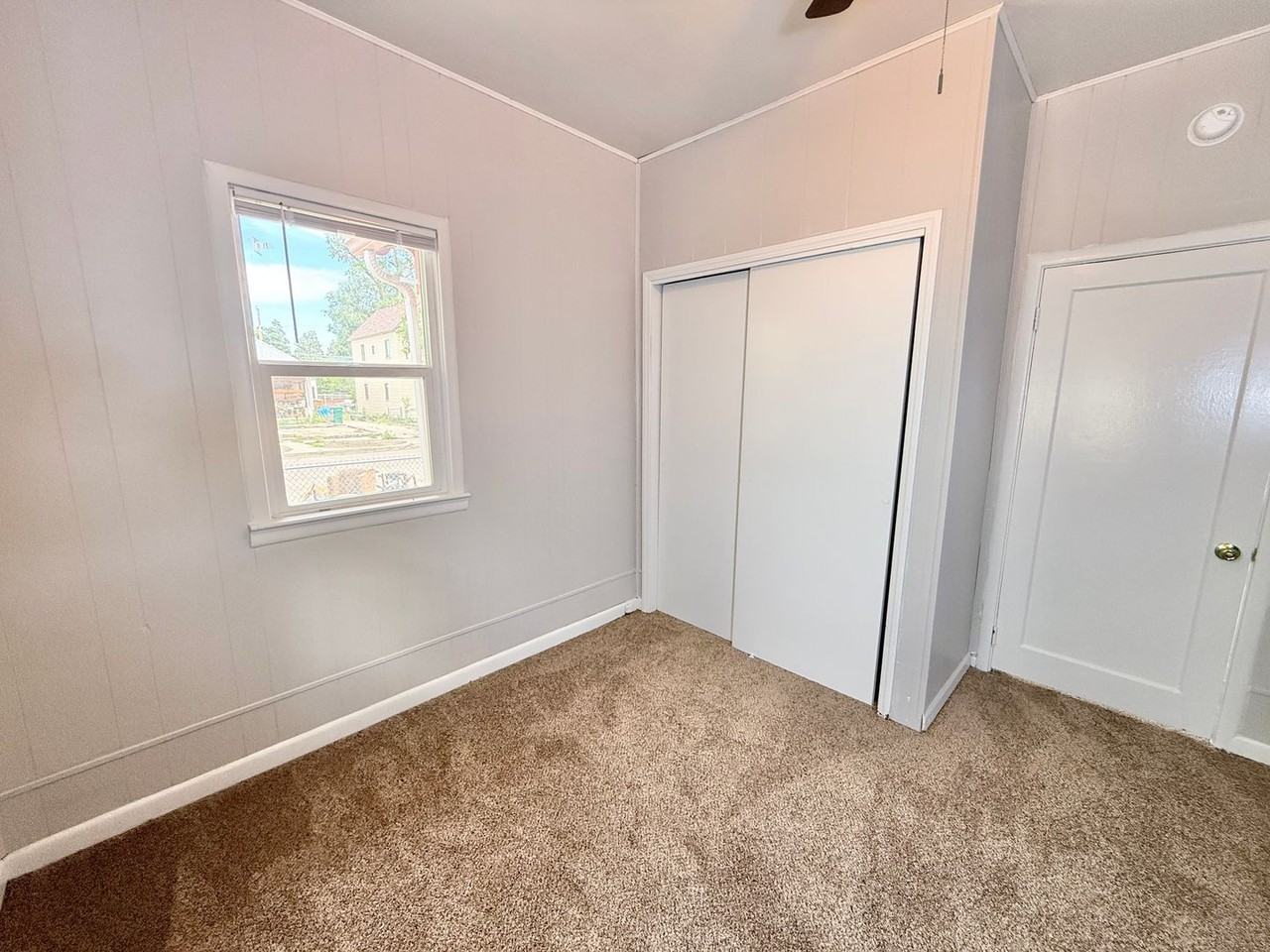 1523 Palmer Ave - Photo 7 of 15