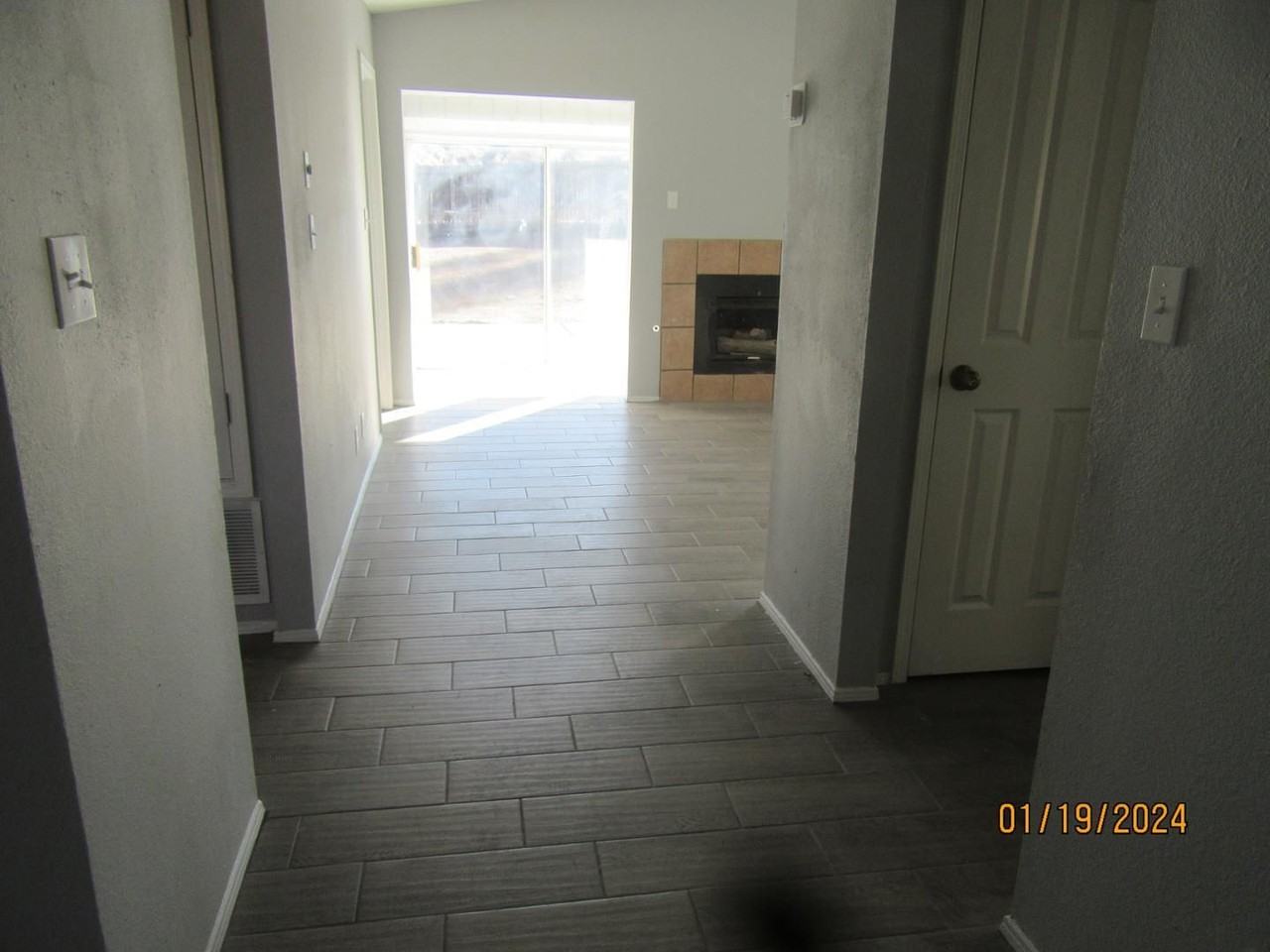 1896 1896 Lee Loop NW - Photo 3 of 6