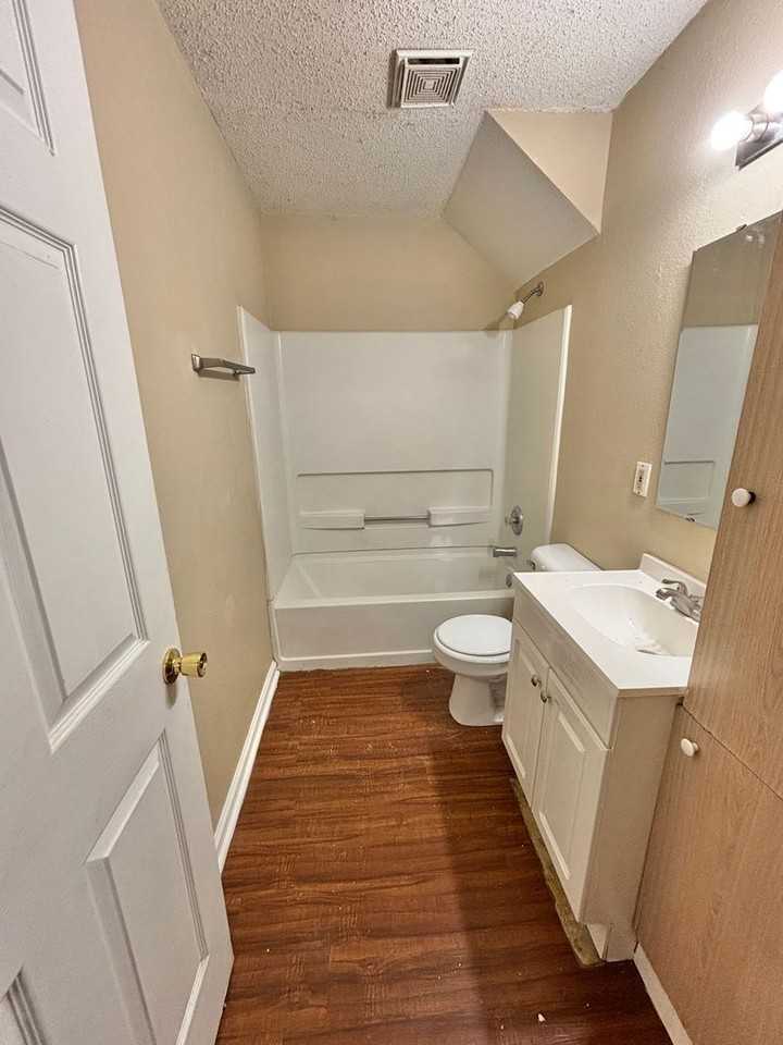 2856 Botany Pl - Photo 5 of 17
