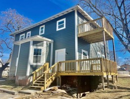 featured image of 323 N Ash St