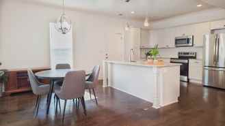 996 Palmetto Ave Sw - Photo 1 of 1