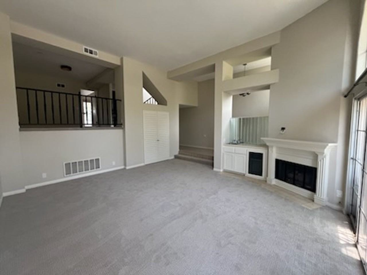 19302 Torreypines Cir - Photo 3 of 47