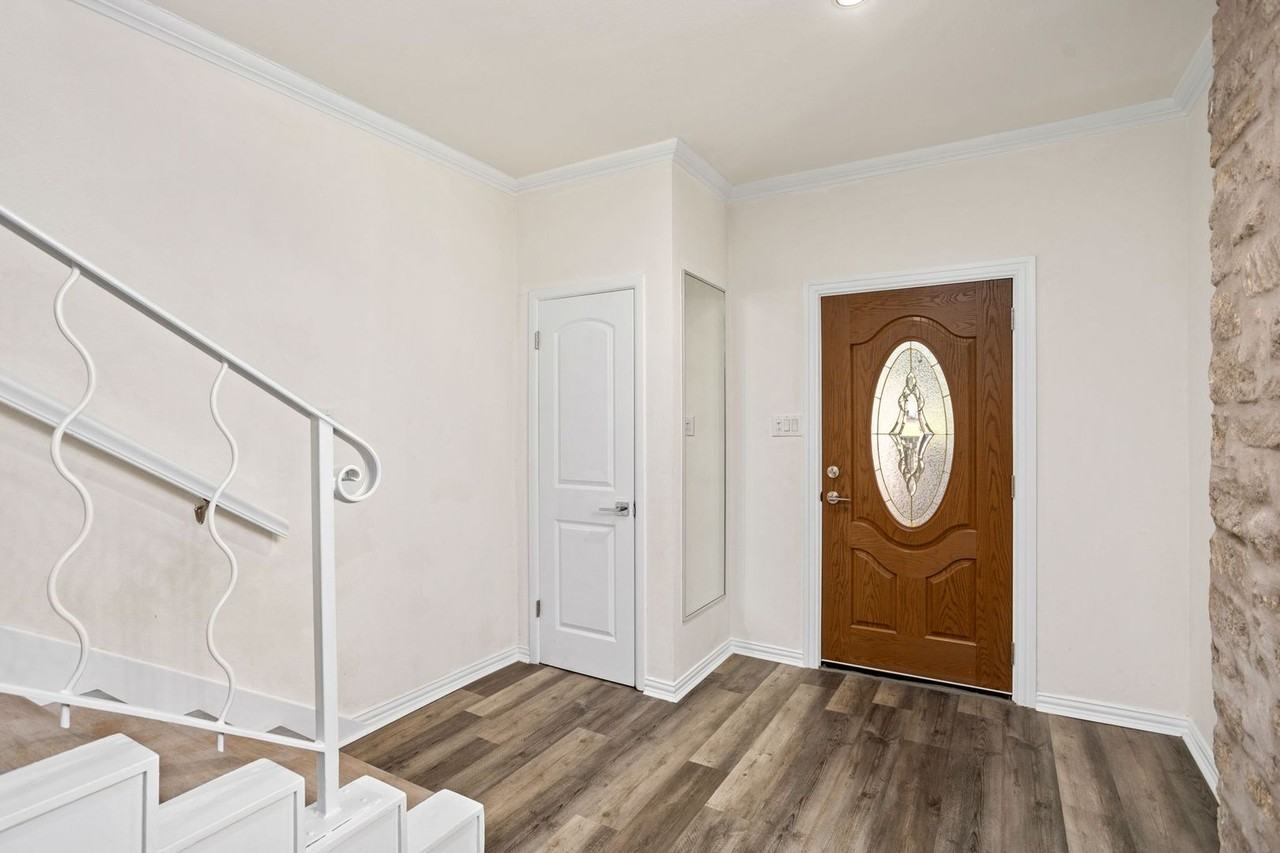 205 Chichester Pl #16 - Photo 7 of 47