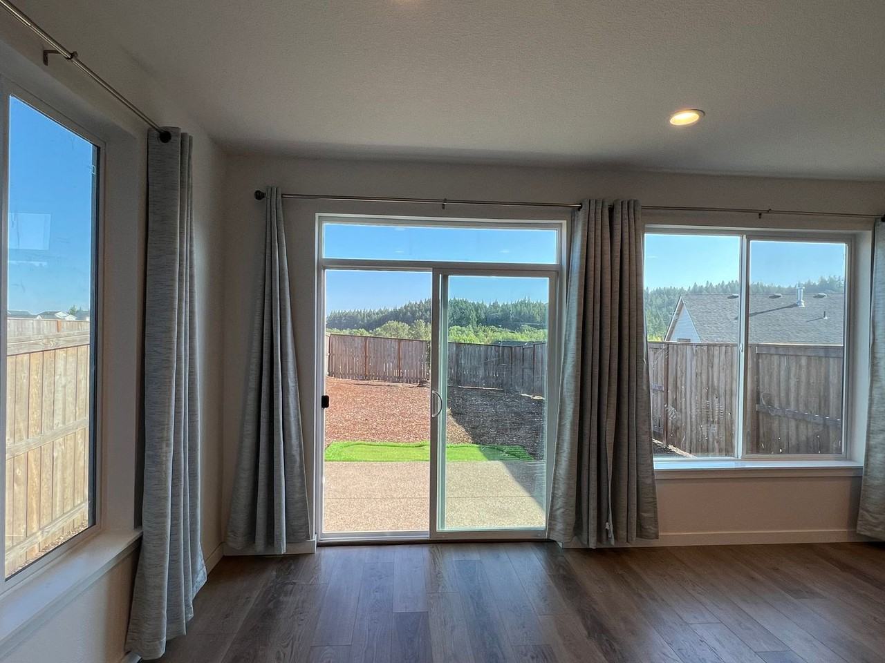 5212 Nw Torchcrest Pl - Photo 3 of 13