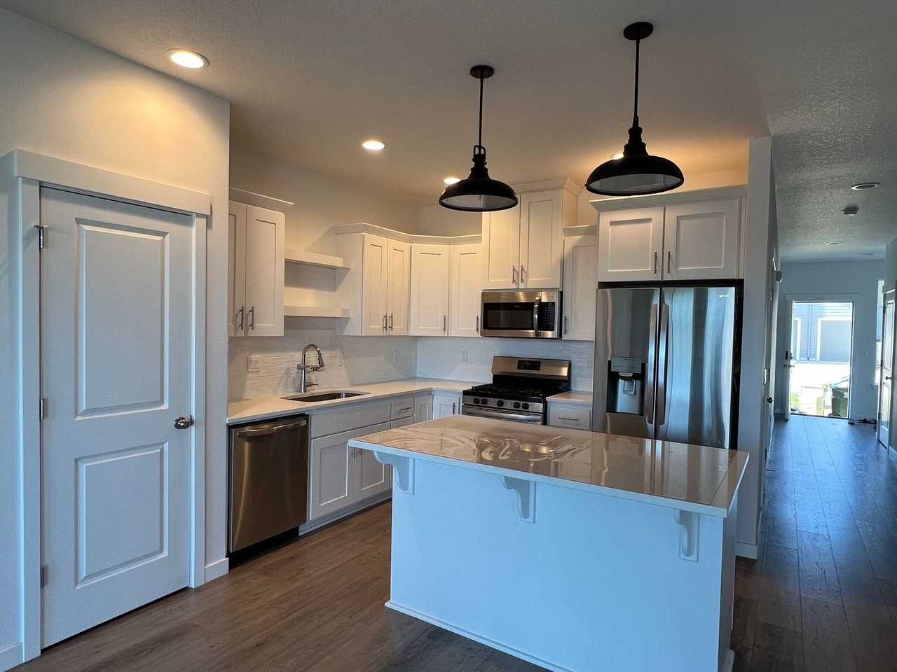 5212 Nw Torchcrest Pl - Photo 7 of 13
