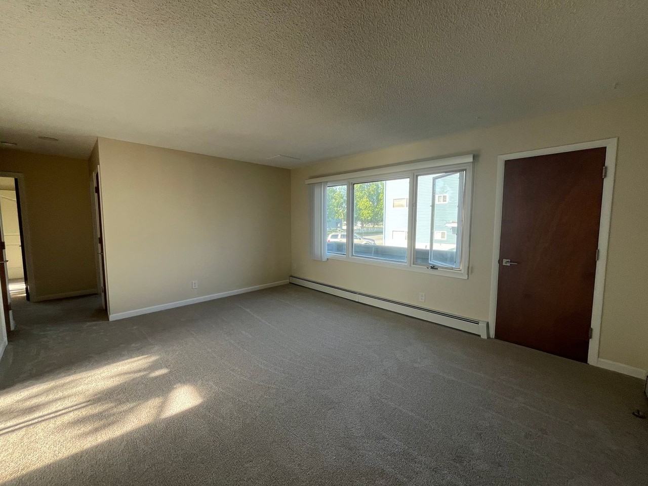 516 E 10th Ave #2 - Photo 3 of 9