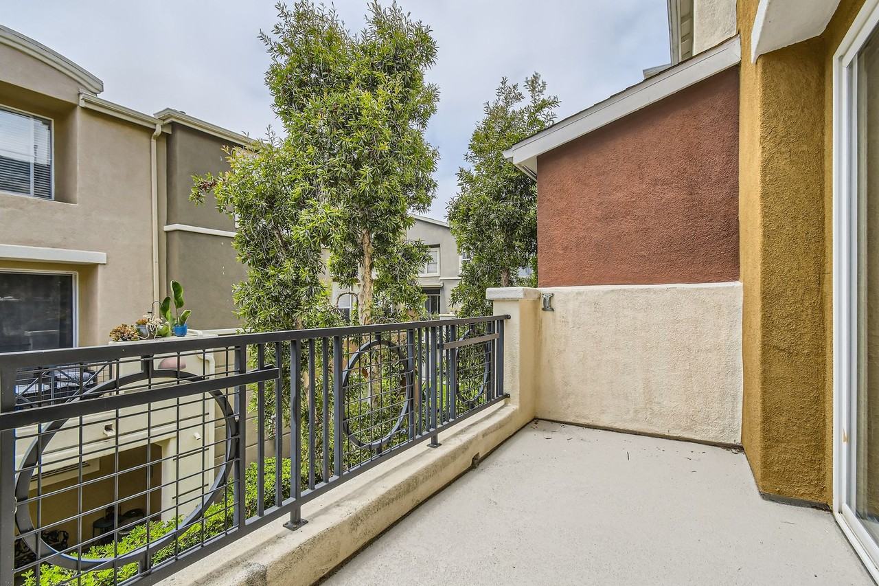 8753 Esplanade Park Ln - Photo 2 of 28