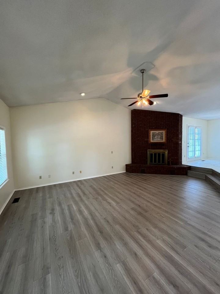 2498 W Jane Circle Dr - Photo 6 of 11