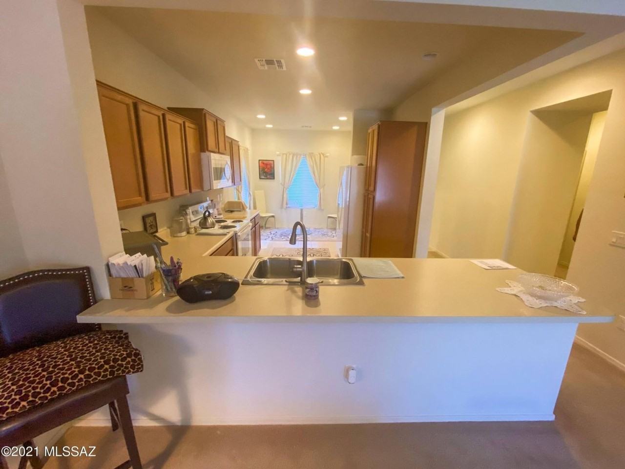 21513 E Freedom Dr - Photo 3 of 19