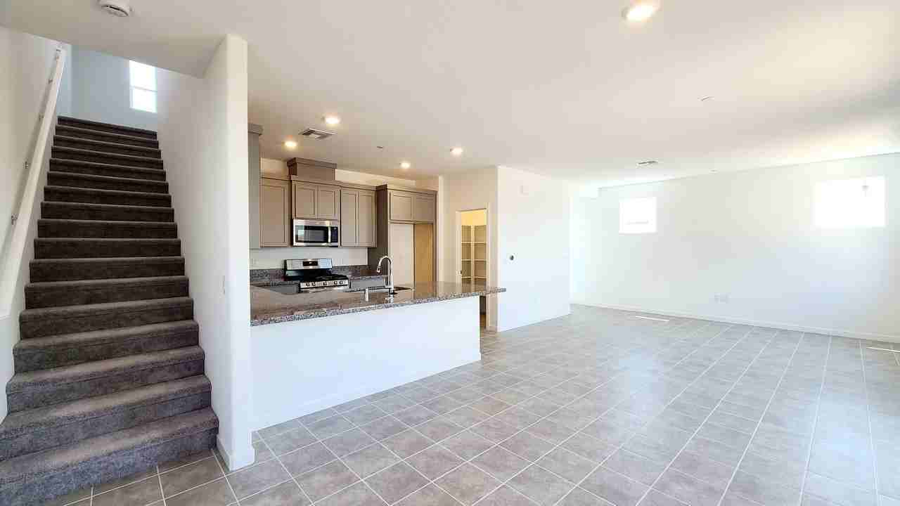 10001 Alpine Gold Way - Photo 7 of 40