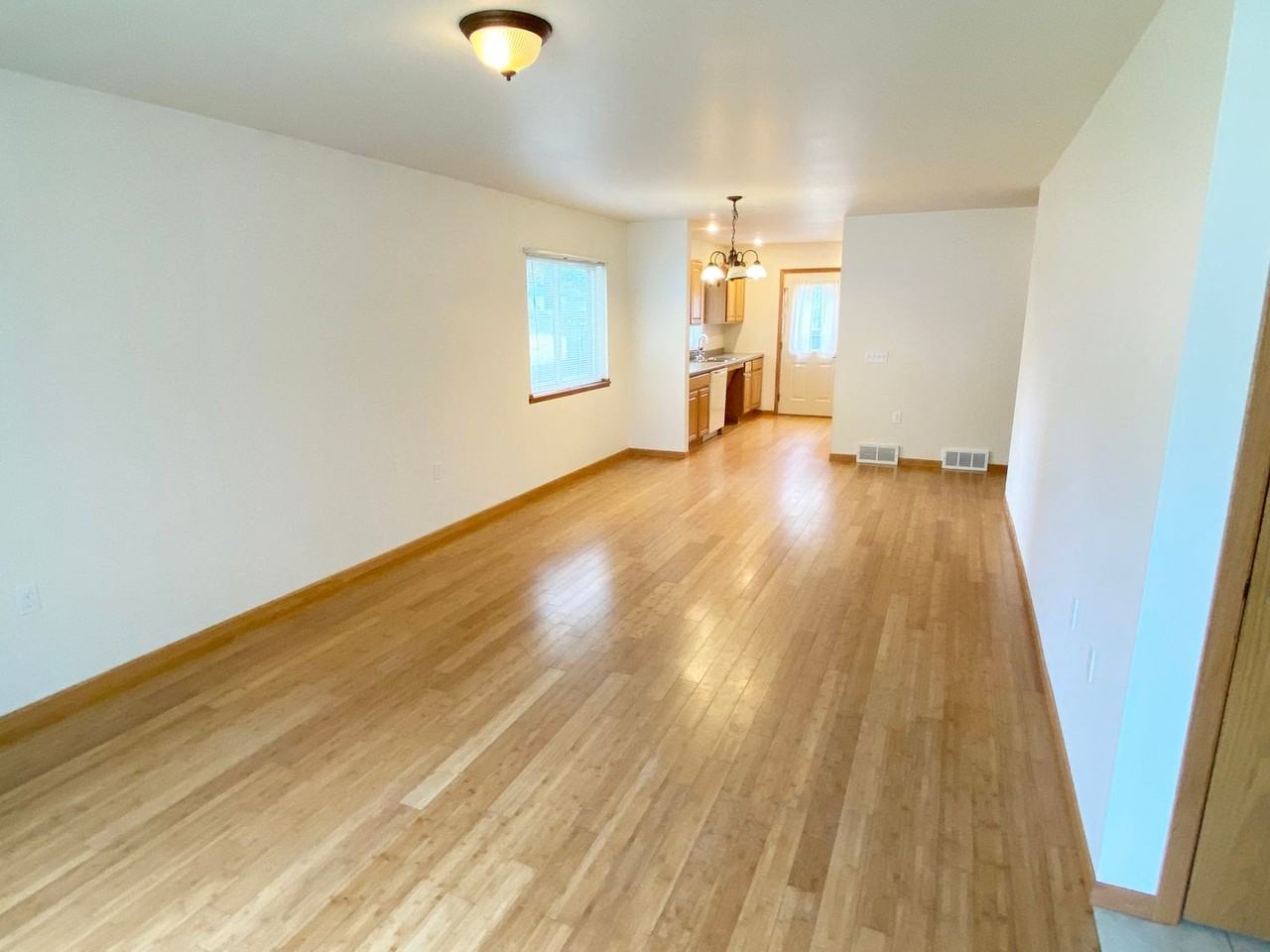 1441 Madison St - Photo 2 of 24