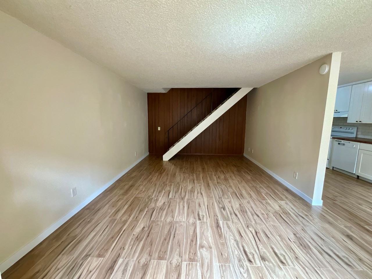 7705 Timber Hill Dr #C - Photo 4 of 23