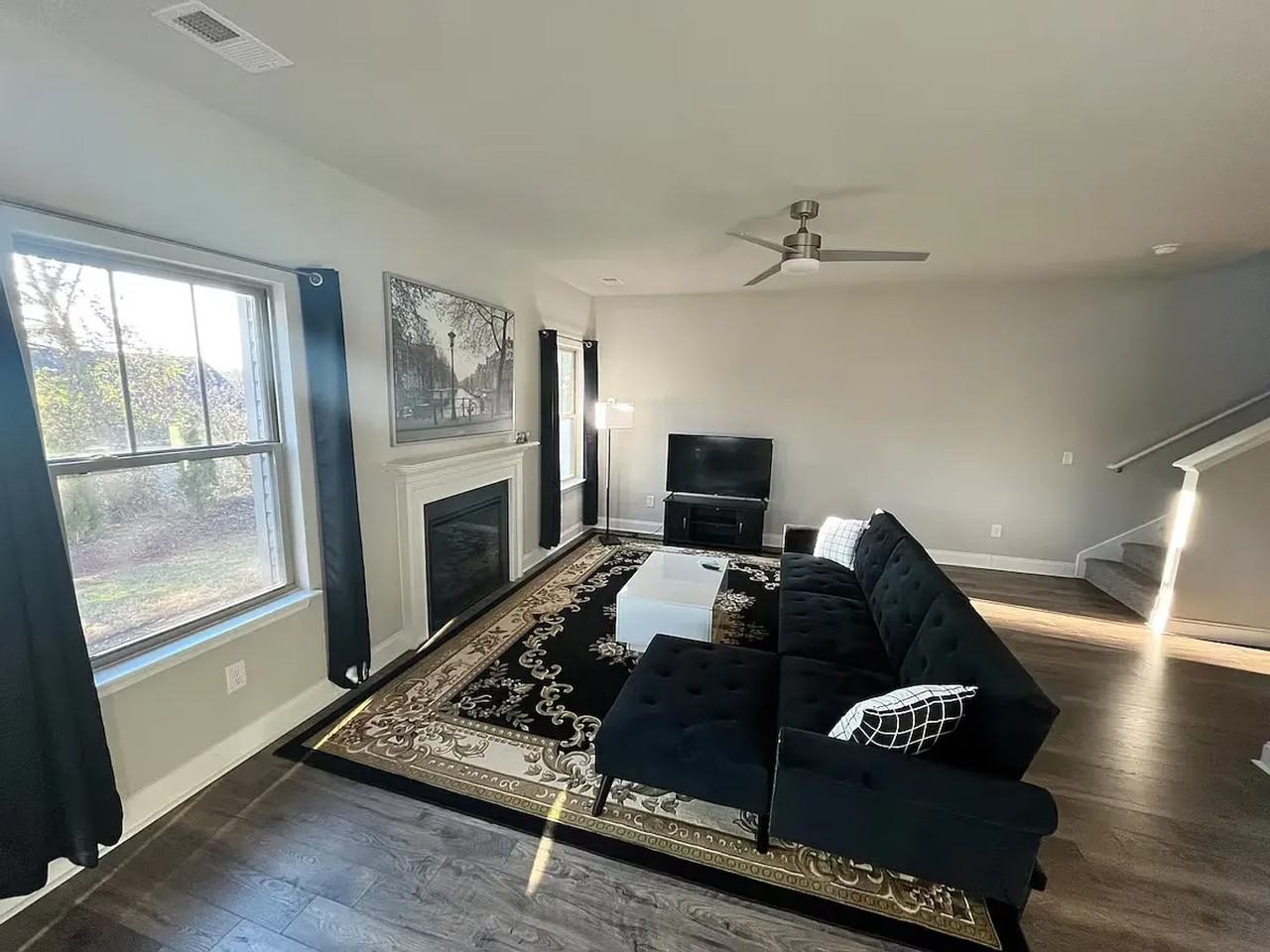 8 Boyden Dr - Photo 3 of 24