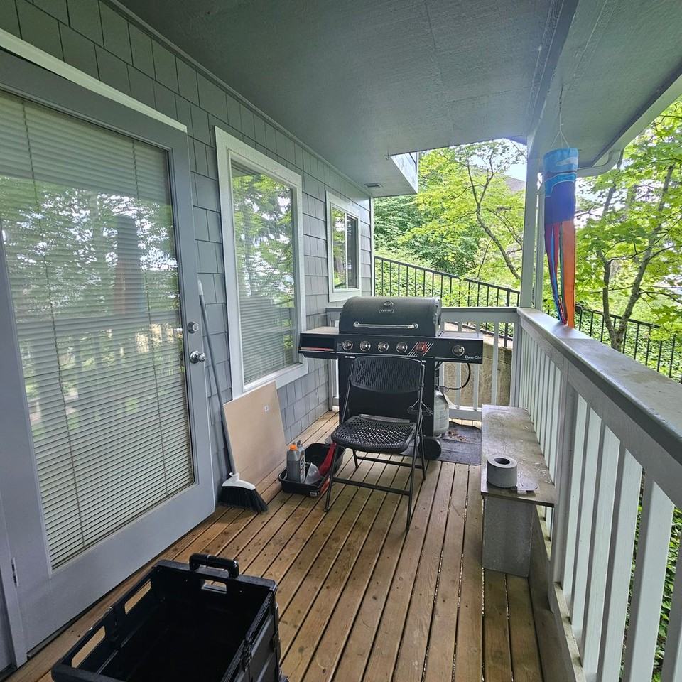 19895 4th Ave Ne #A - Photo 3 of 11