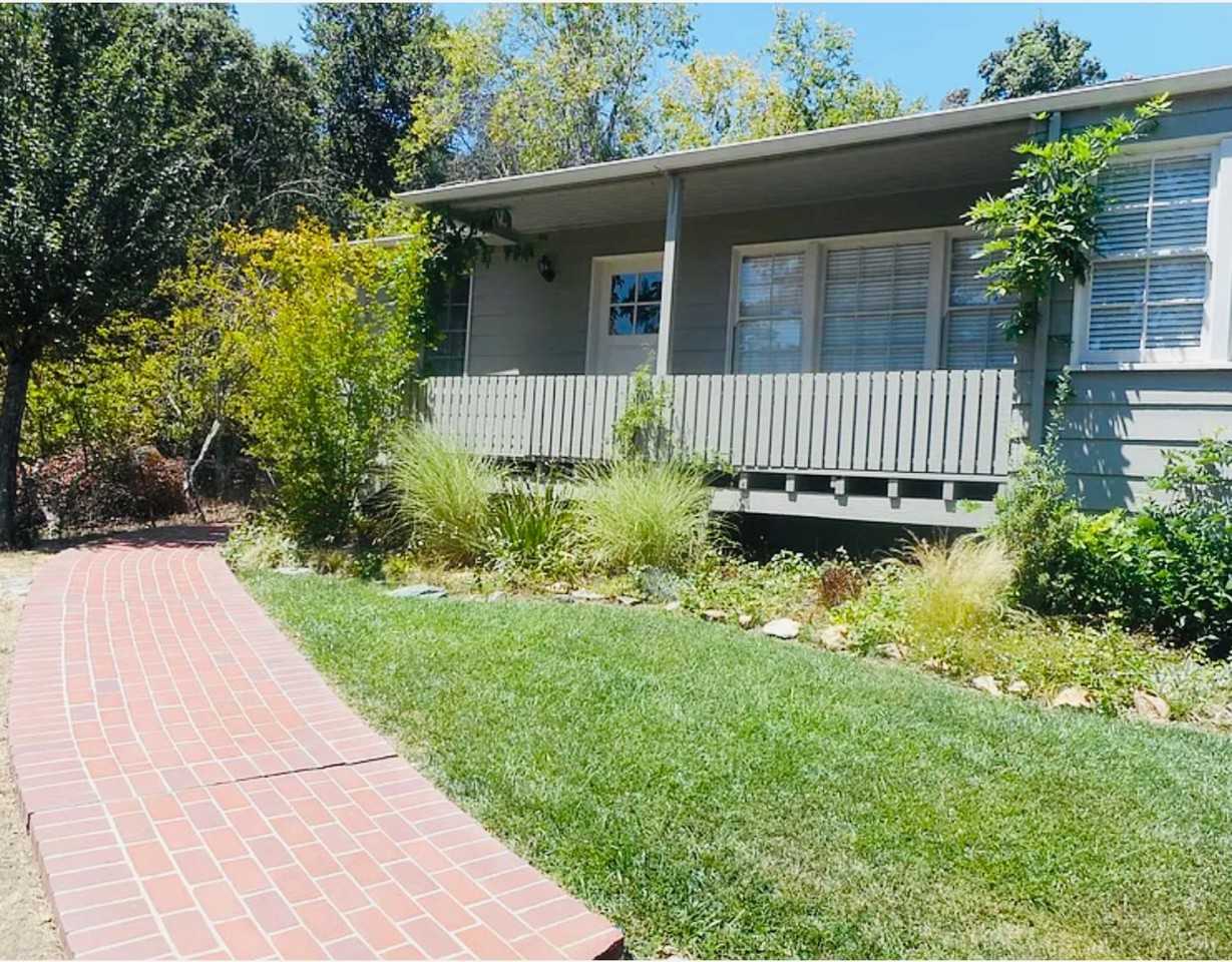 3623 Boyer Cir - Photo 2 of 22