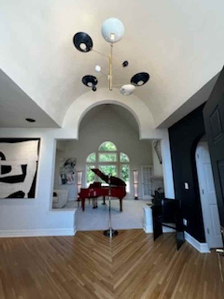 8210 46th Ave - Photo 3 of 47