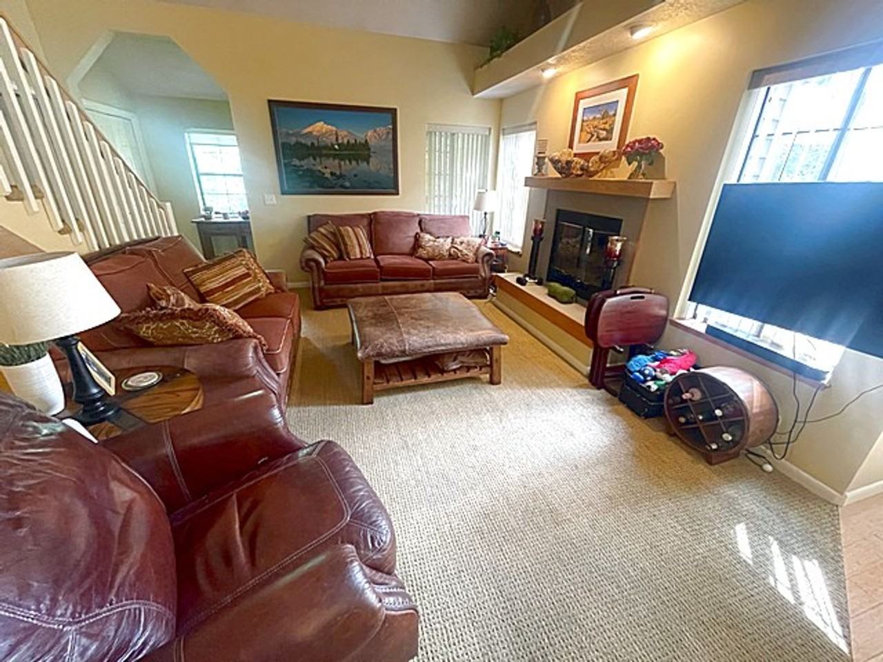 3065 Elk Run Dr - Photo 3 of 23