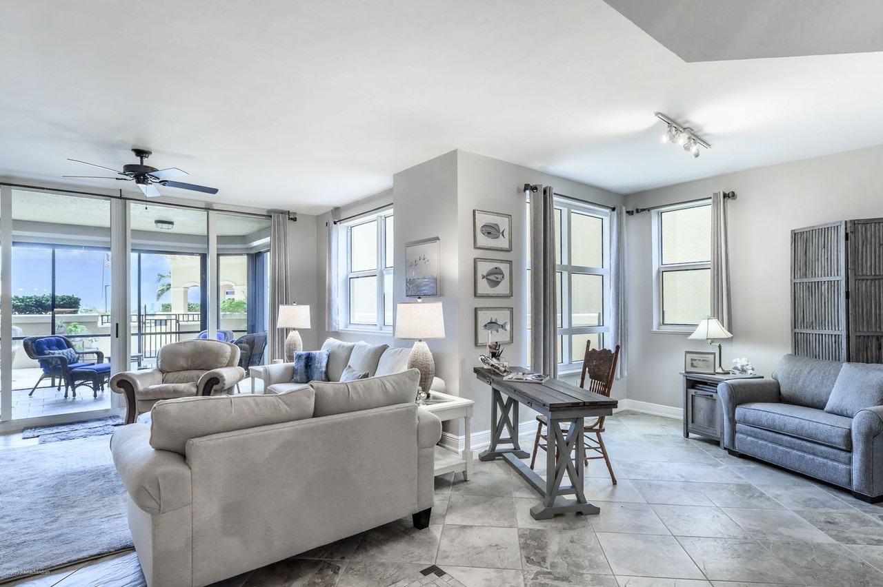 3313 Sunset Key Cir #107 - Photo 3 of 50