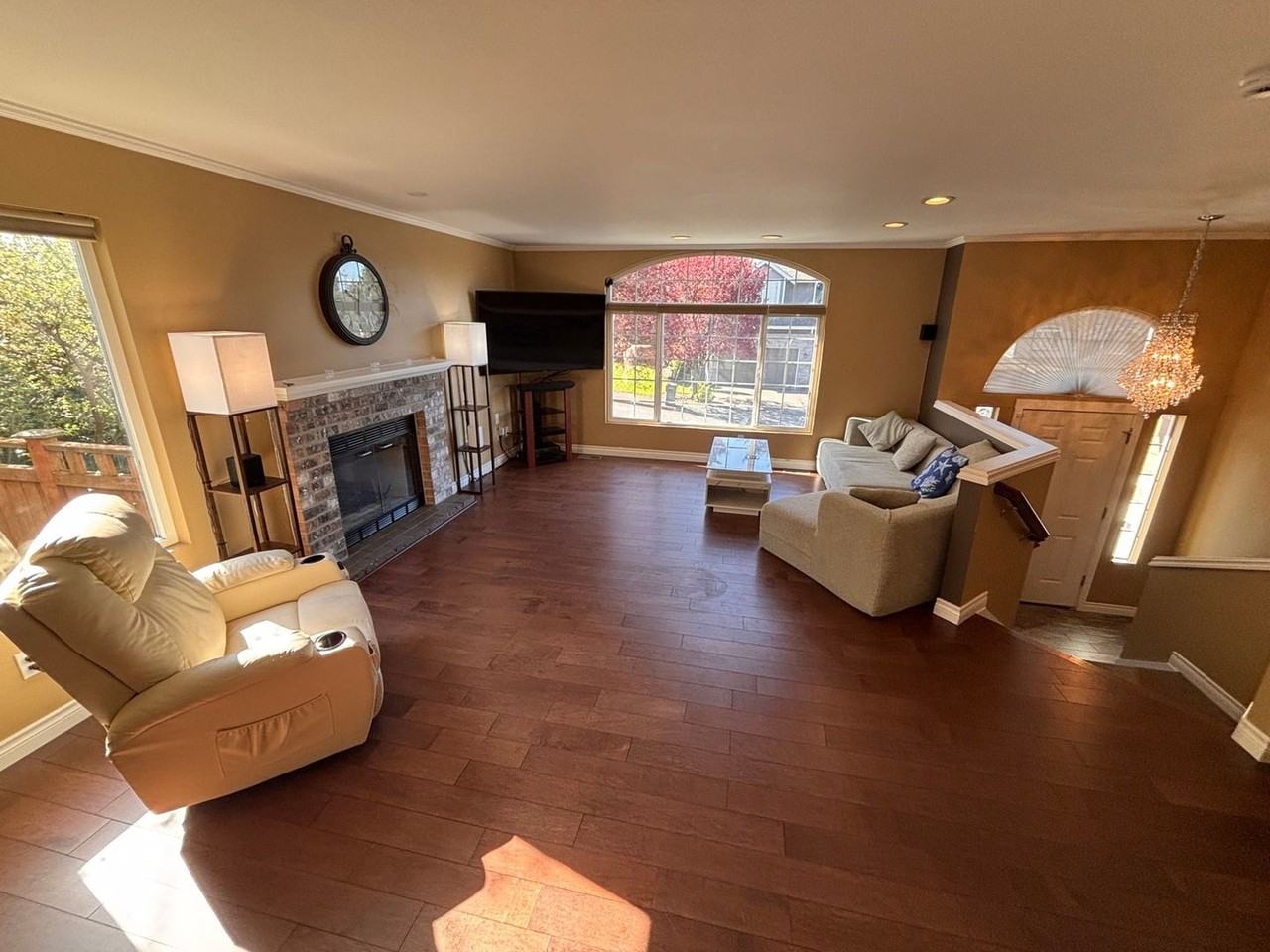 1211 57th Dr Se - Photo 3 of 30