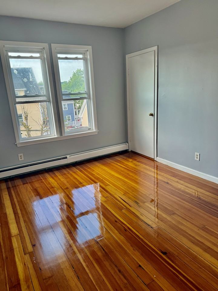 41 Park Street - Photo 7 of 27