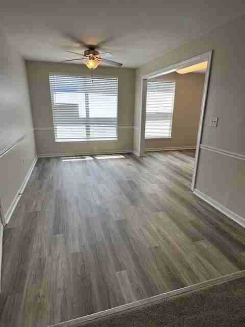 1929 Greenpoint Dr #202 - Photo 3 of 11