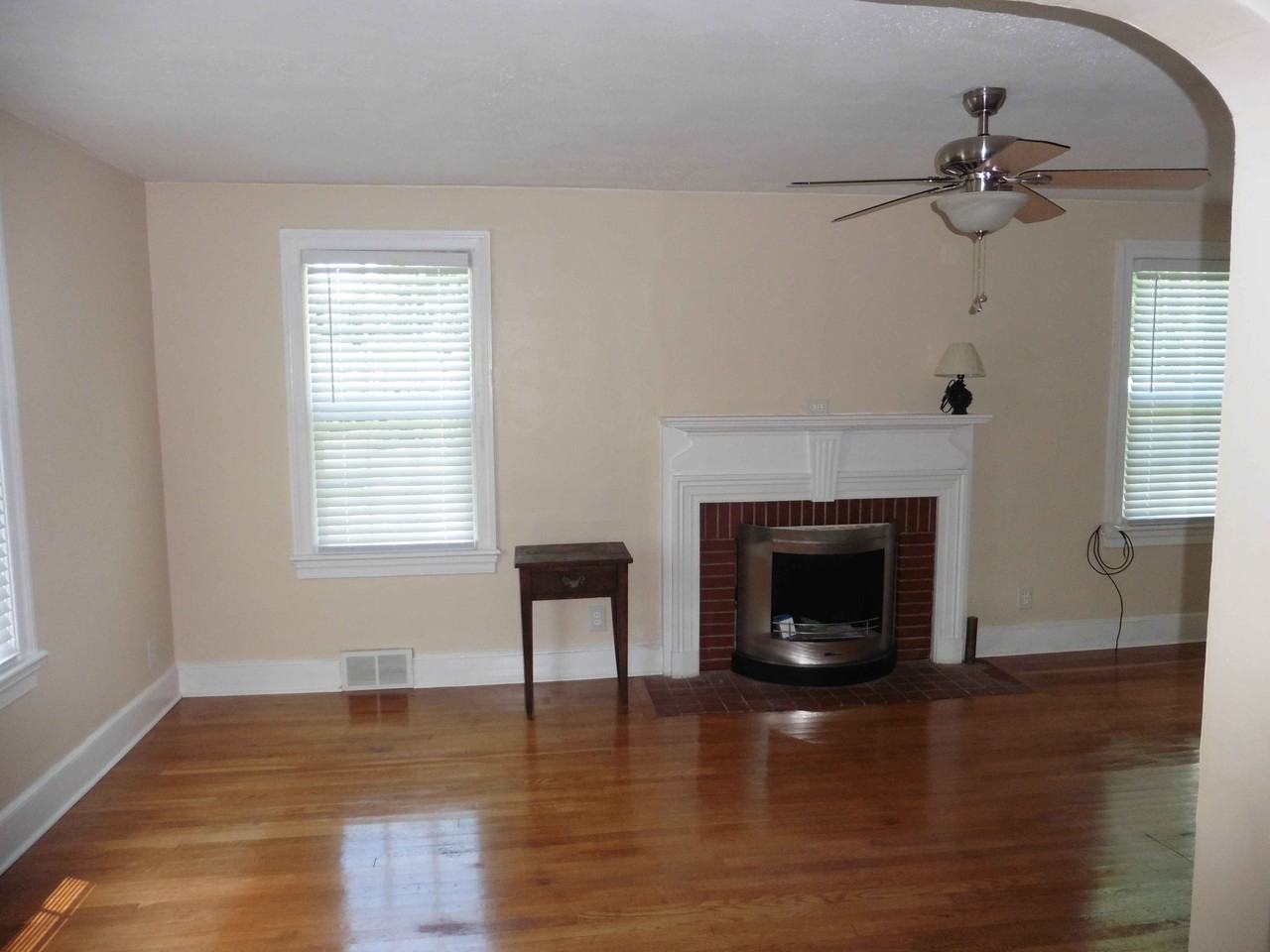 319 Crompton Rd #NA - Photo 3 of 20