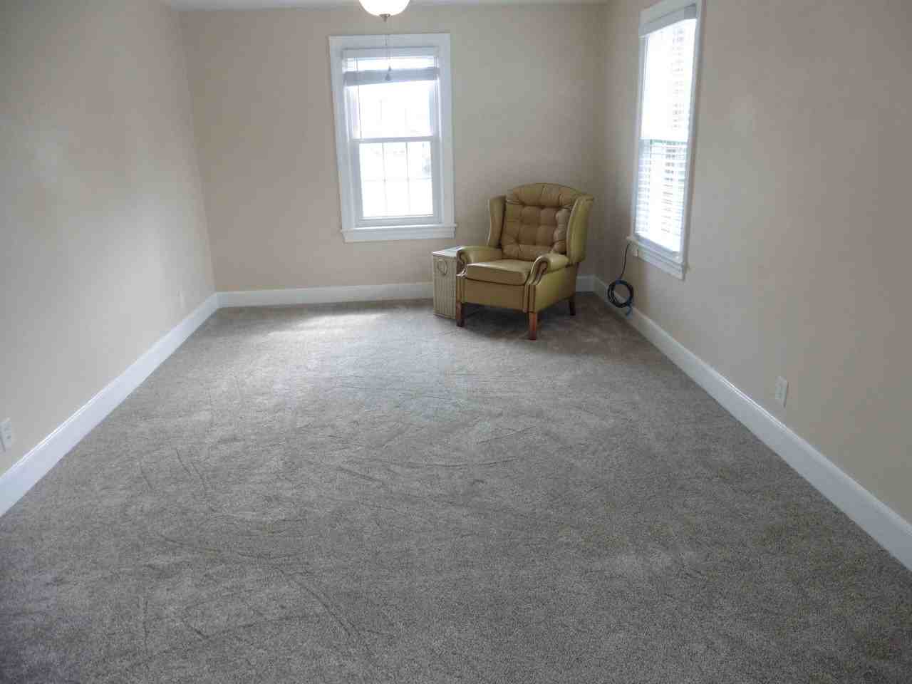319 Crompton Rd #NA - Photo 7 of 20