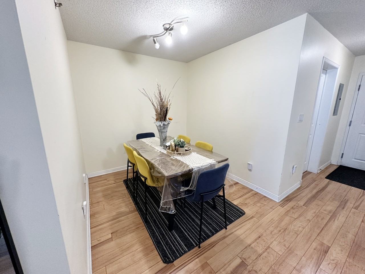 1200 Rue St-Jacques - Photo 5 of 13