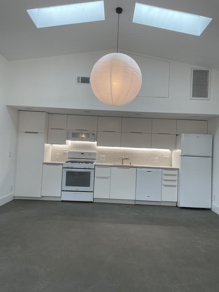 1330 South Sierra Bonita Avenue - Photo 3 of 17