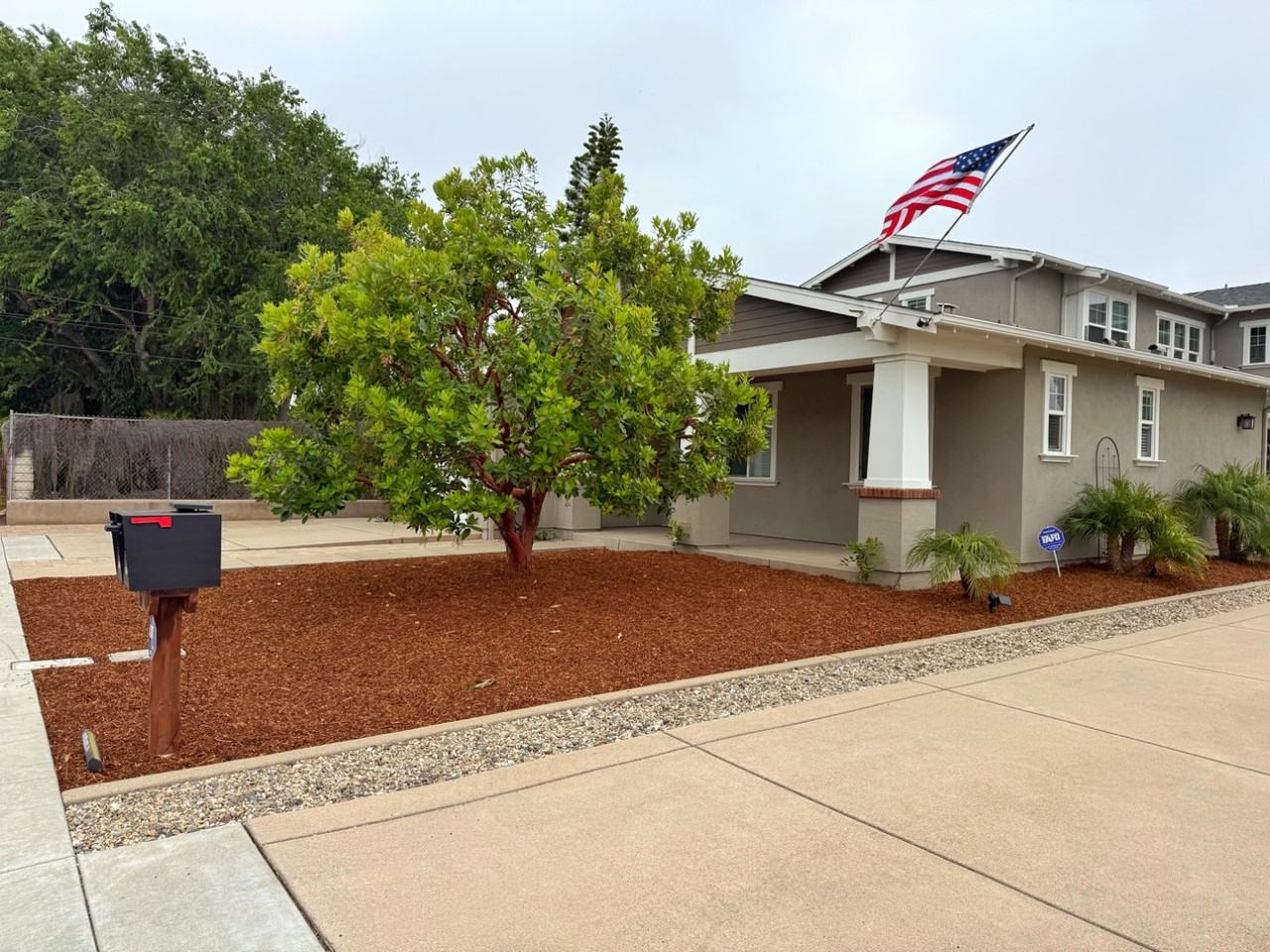 1099 Buena Vista Way - Photo 2 of 10