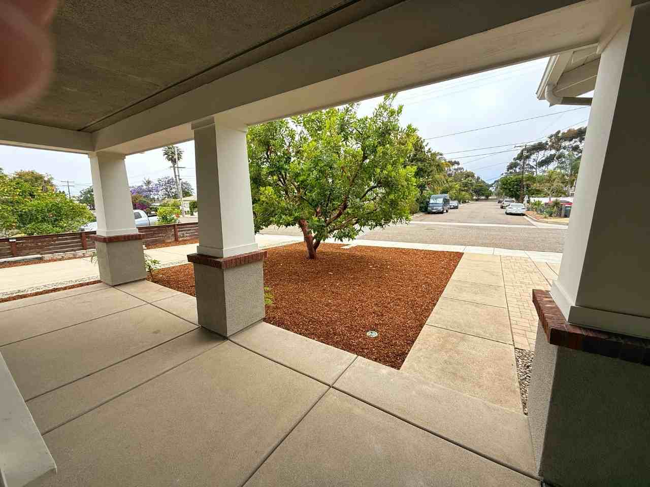 1099 Buena Vista Way - Photo 4 of 10