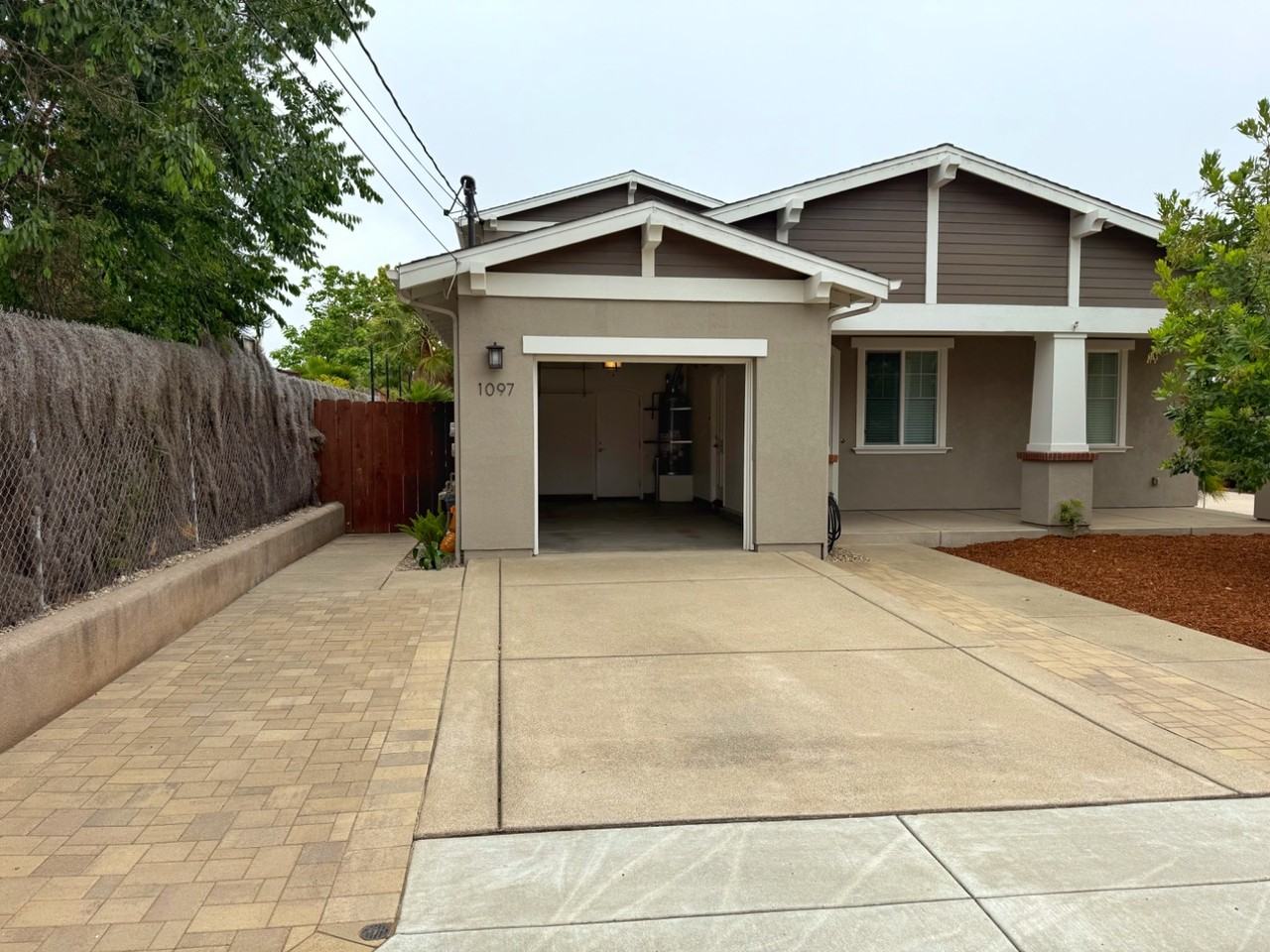 1099 Buena Vista Way - Photo 5 of 10