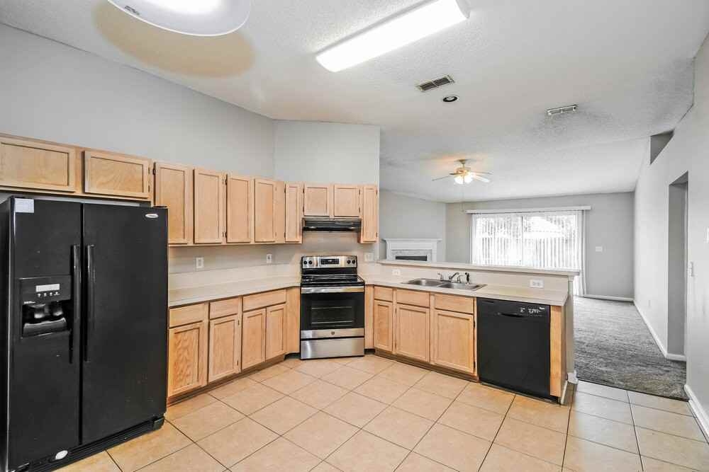 427 Federal Hill Rd - Photo 7 of 16