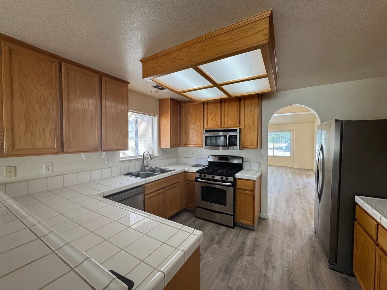 1915 Place Rd - Photo 4 of 15