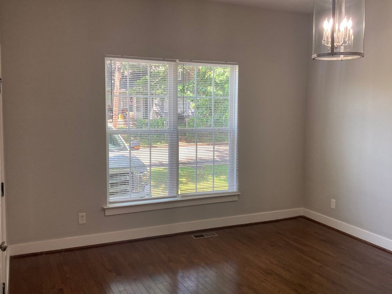 1814 15th Ave N - Photo 4 of 14