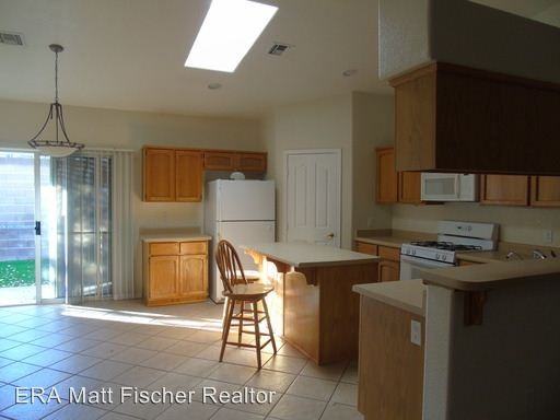 10669 E 35th St - Photo 3 of 16