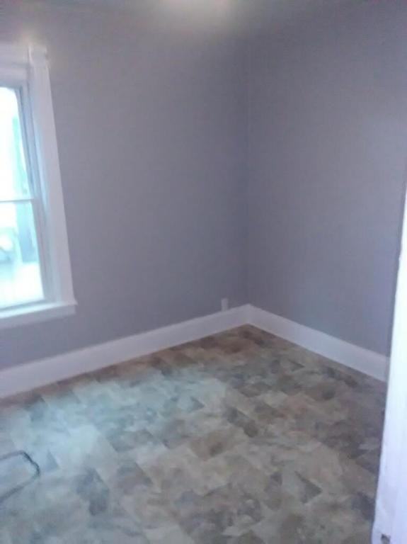 717 Albany St - Photo 2 of 10