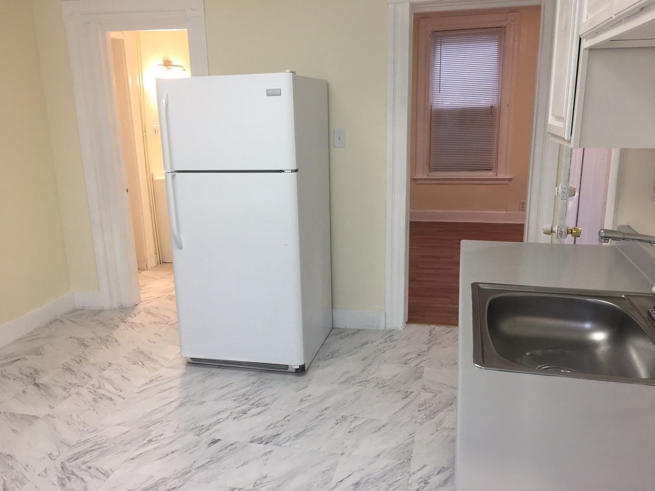 28 Cedar St #1 - Photo 5 of 42