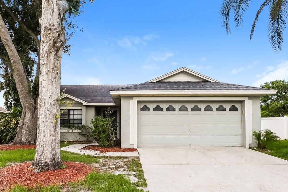 10818 Peppersong Dr